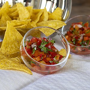 Paprika-Chili-Dip mit Limette