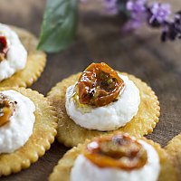 Tomaten-Ricotta-Crostini